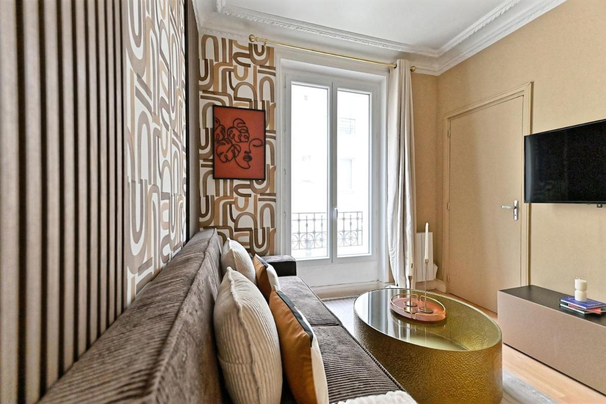 Beautiful Bright In * Paris